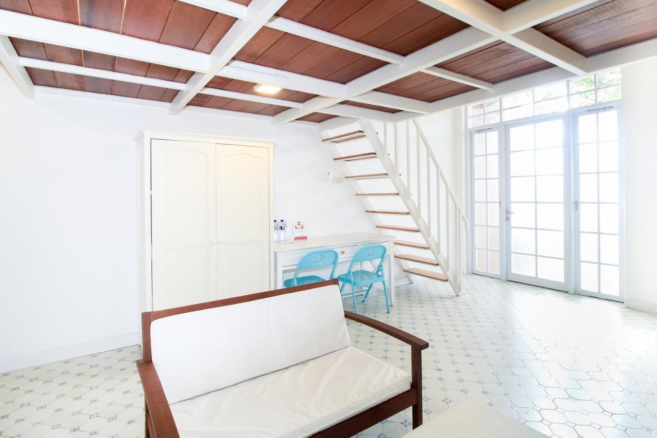 Oyo 204 Blessing Residence Surabaia Exterior foto
